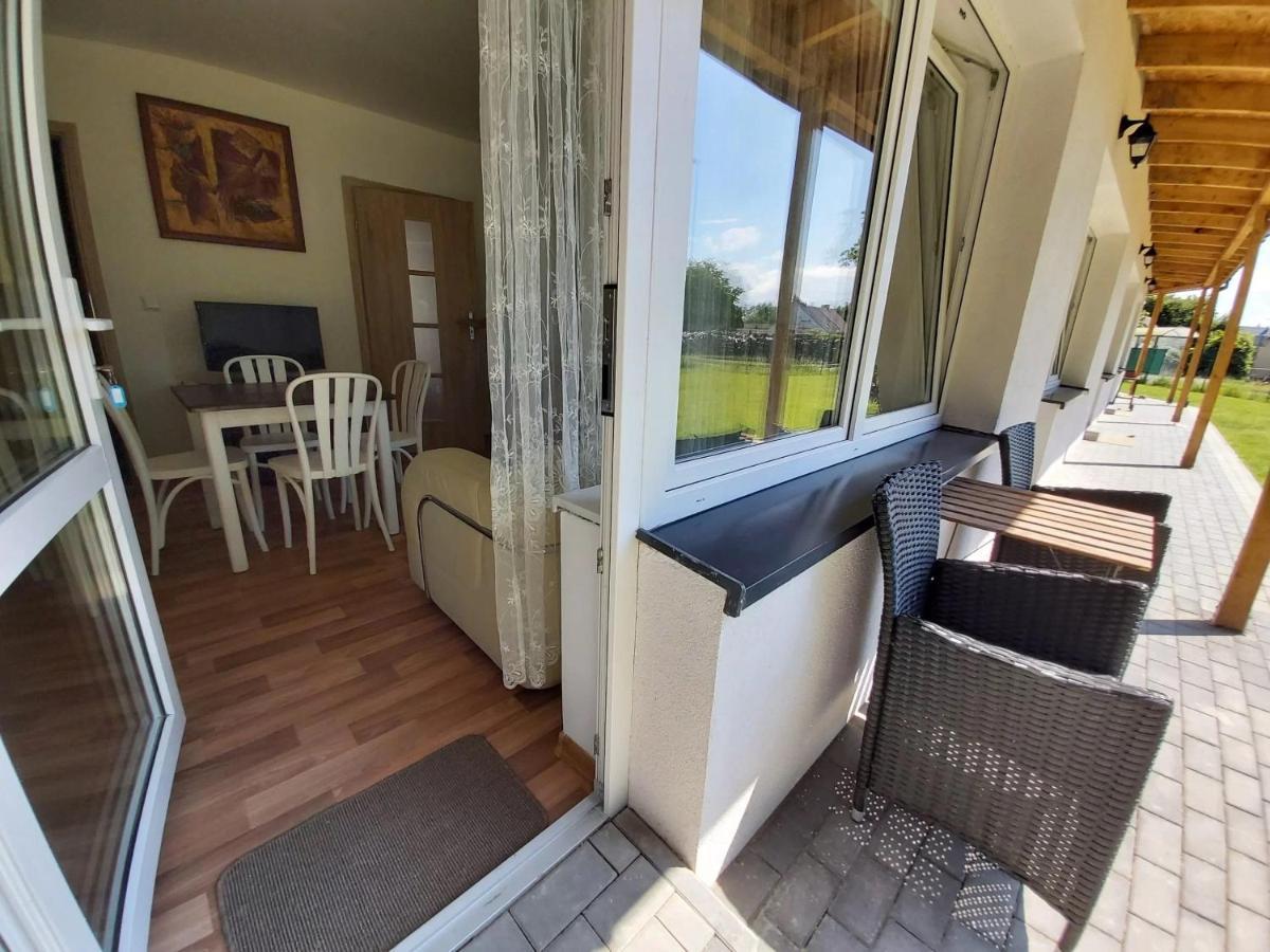 Willa Wieniotowo Apartamenty Przy Lesie I Plazy Ap Am Wald Und Strand Ustronie Morskie Eksteriør billede