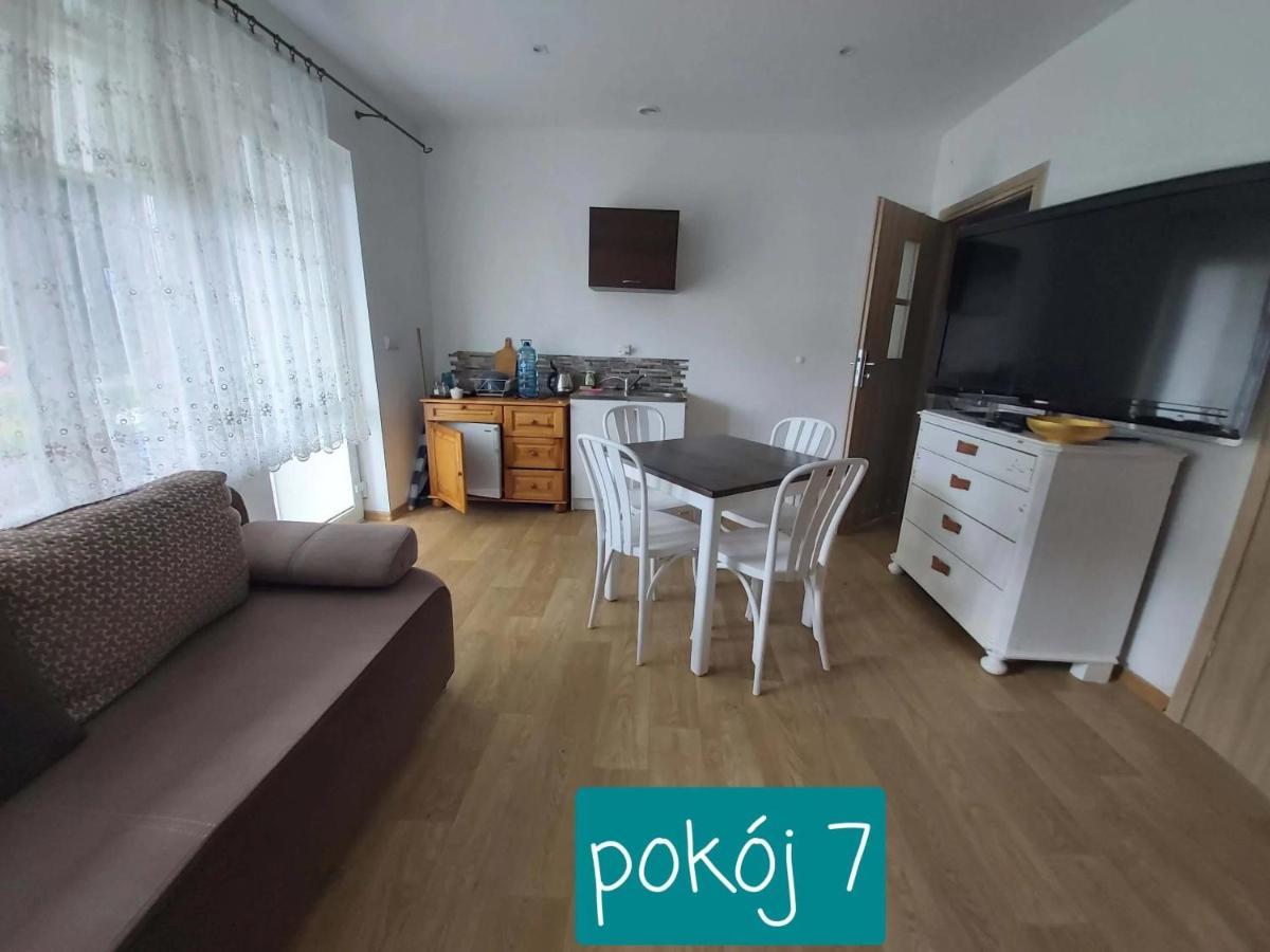 Willa Wieniotowo Apartamenty Przy Lesie I Plazy Ap Am Wald Und Strand Ustronie Morskie Eksteriør billede