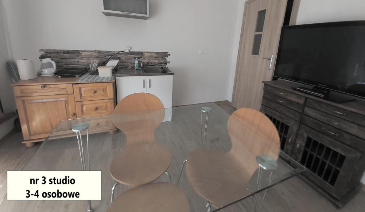 Willa Wieniotowo Apartamenty Przy Lesie I Plazy Ap Am Wald Und Strand Ustronie Morskie Eksteriør billede